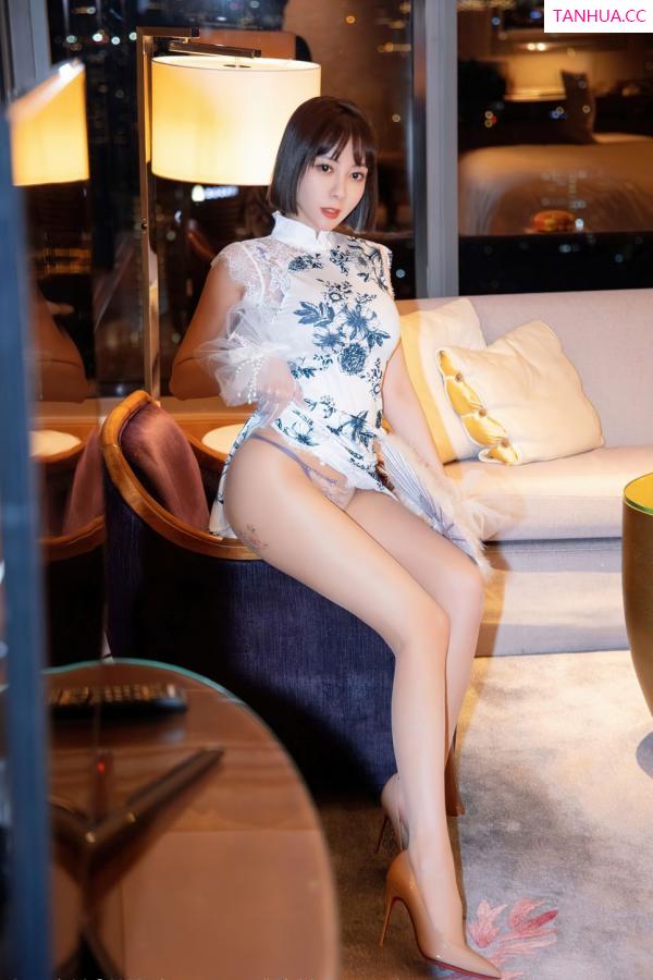 闫雪松 松果儿 [XiuRen]高清写真图 2022.05.04 No.4955 果儿Victoria第46张图片